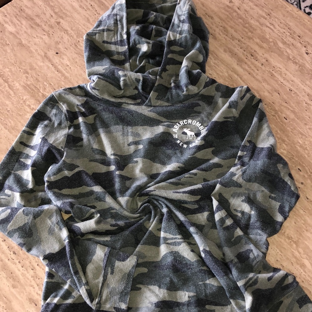 Abercrombie kids long sleeve